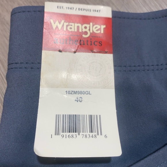 Wrangler Men's Cargo Shorts in Slate Blue Size 40 - Picture 9 of 12